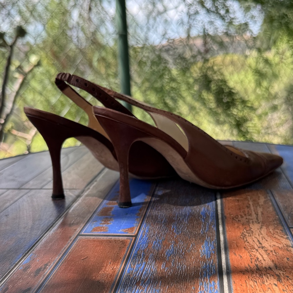 Manolo Blahnik Tan Leather Heels - Picture 5 of 9